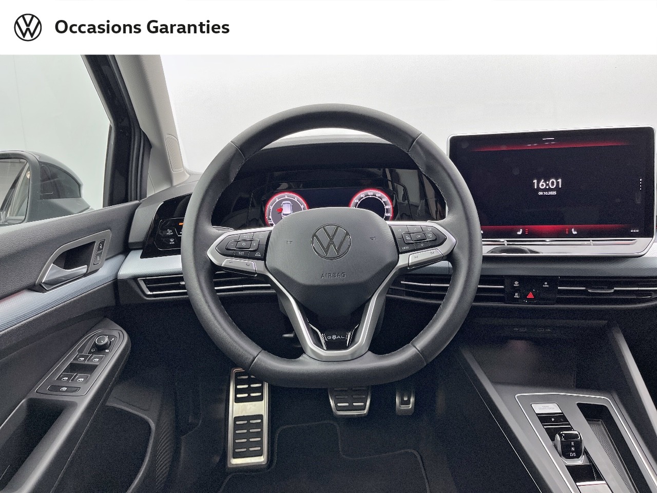 Voitures occasions VOLKSWAGEN GOLF Life Plus Orvault