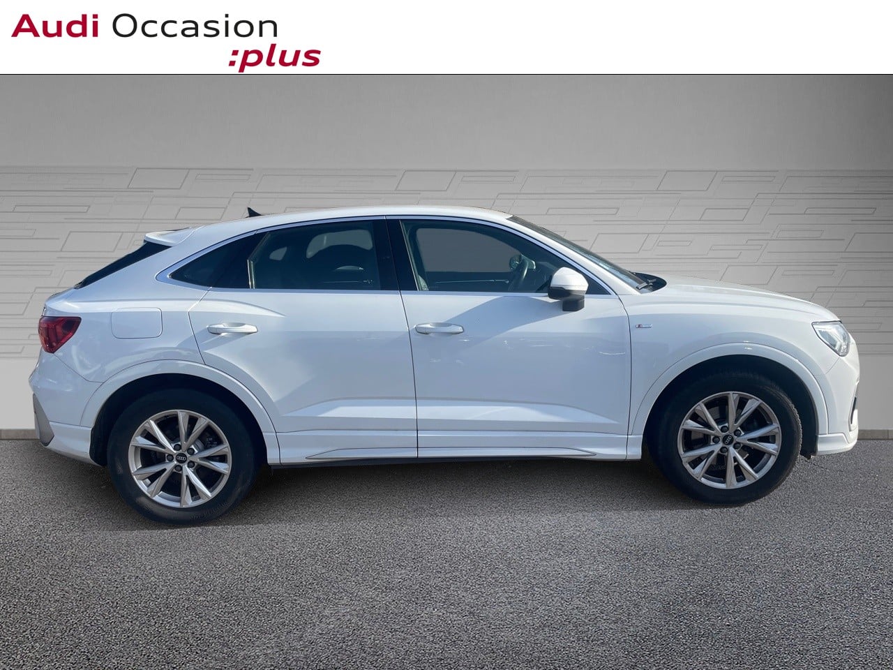 Voitures occasions Audi Q3 Sportback S line Augny