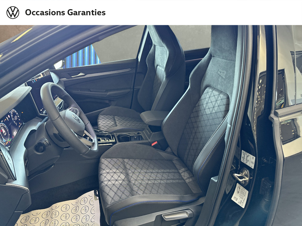 Voitures occasions VOLKSWAGEN GOLF R-Line Thionville