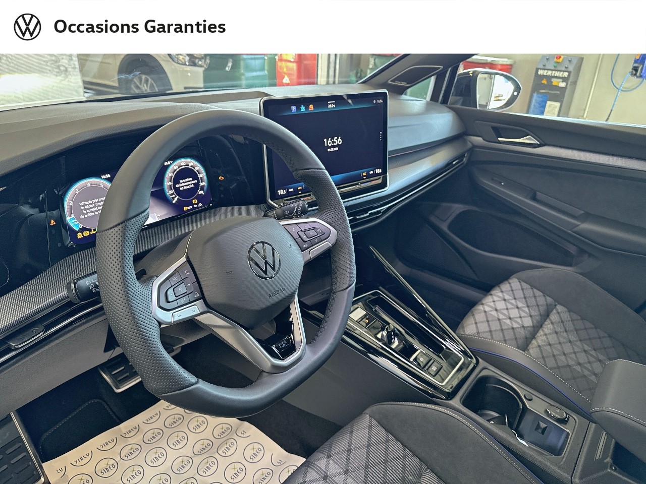 Voitures occasions VOLKSWAGEN GOLF R-Line Thionville