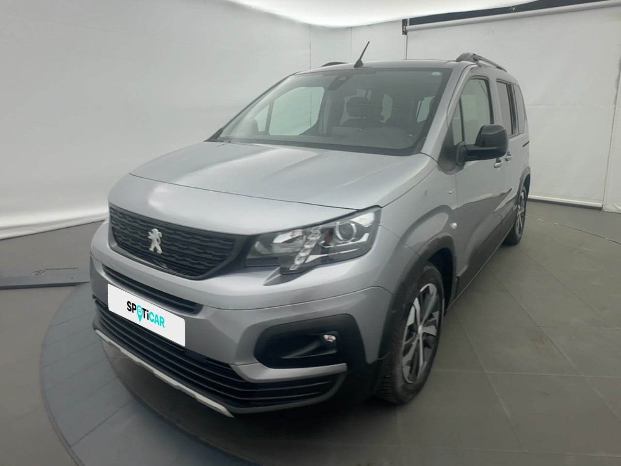 Taille M - Moteur Electrique 136 ch (100 kW) Automatique GT