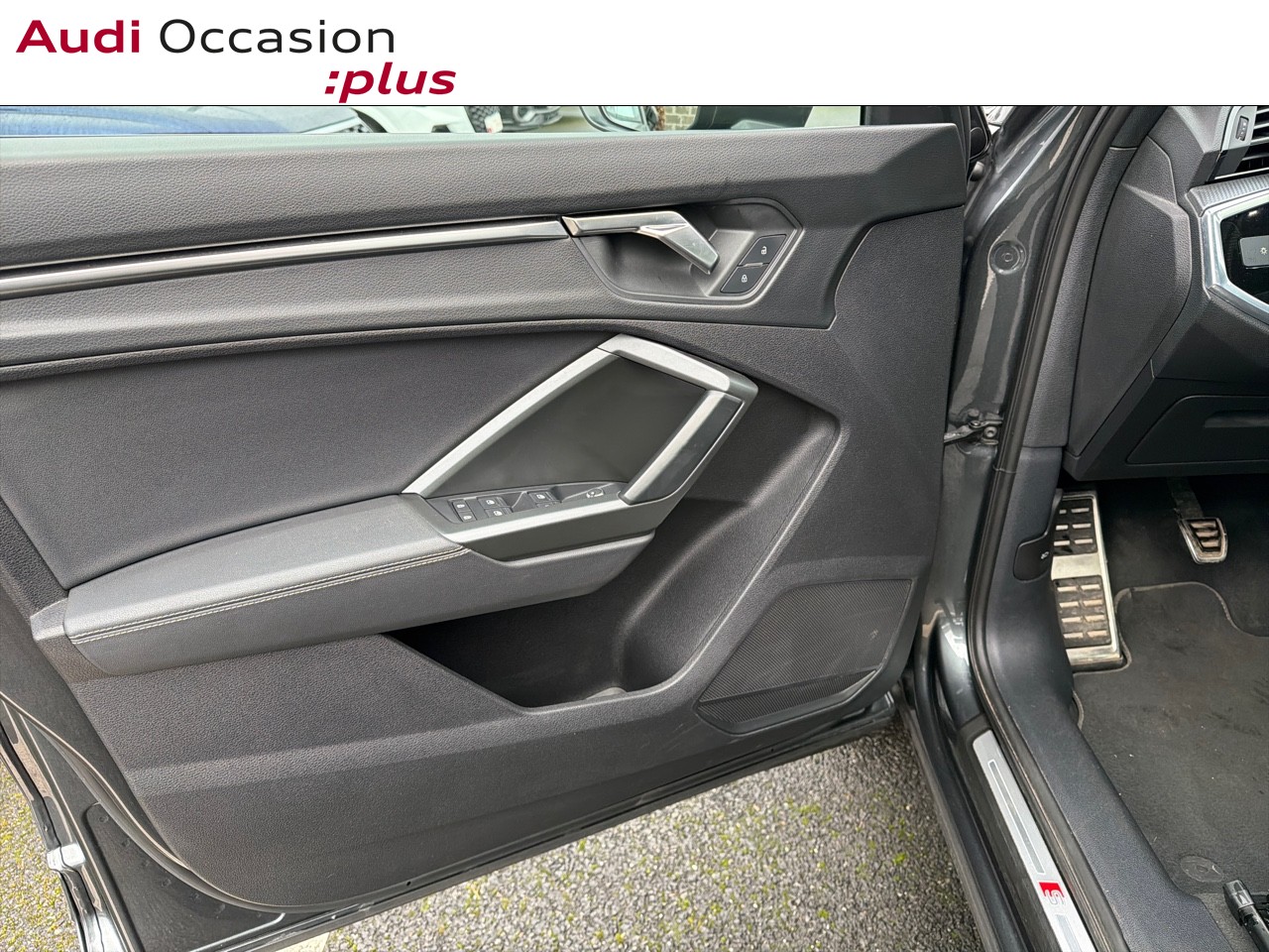 Voitures occasions Audi Q3 S line Rivery