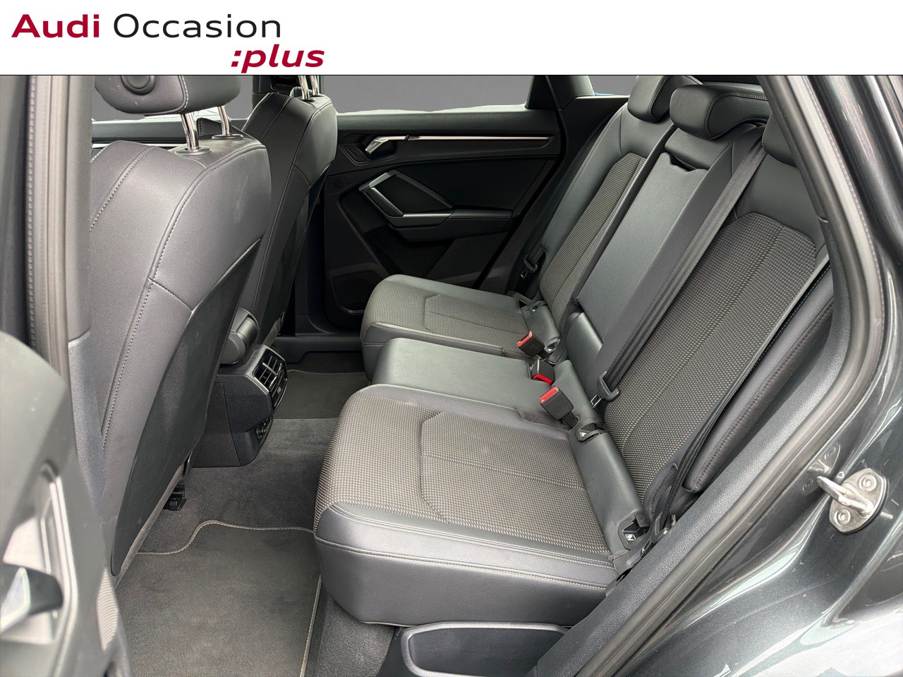 Voitures occasions Audi Q3 S line Rivery