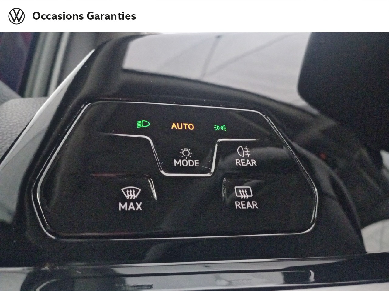 Voitures occasions VOLKSWAGEN GOLF Life 1st Nice