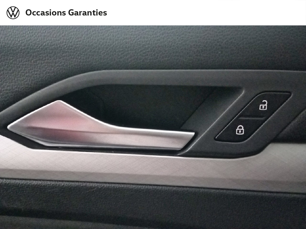 Voitures occasions VOLKSWAGEN GOLF Life 1st Nice