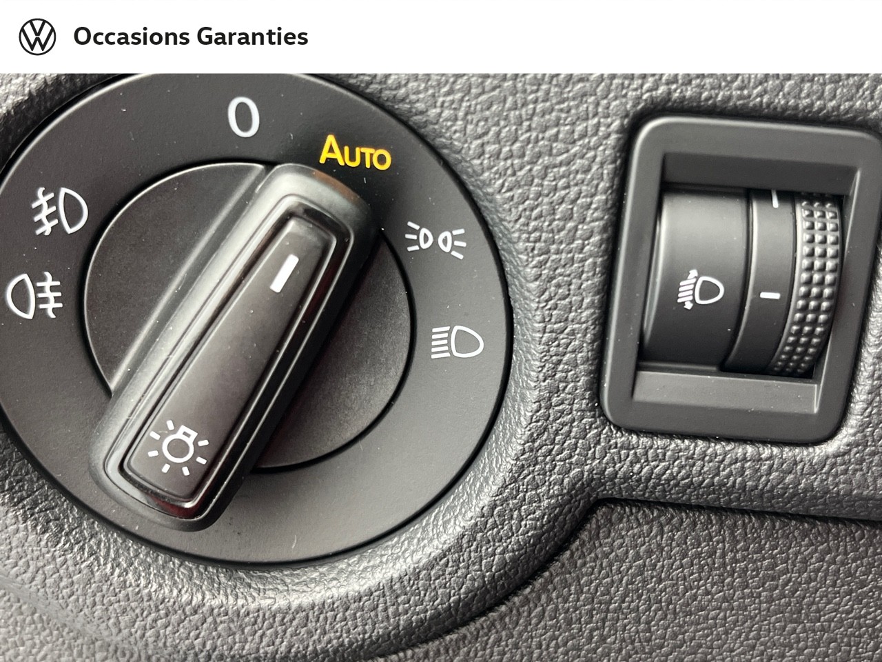Voitures occasions VOLKSWAGEN T-CROSS Life Plus Orvault