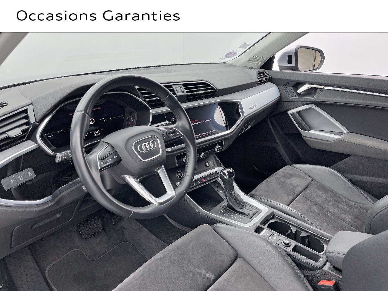 Voitures occasions Audi Q3 Design Luxe Rezé