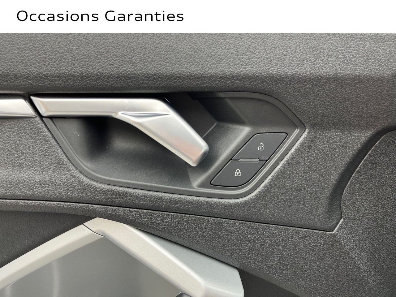 Voitures occasions Audi Q3 Design Luxe Rezé