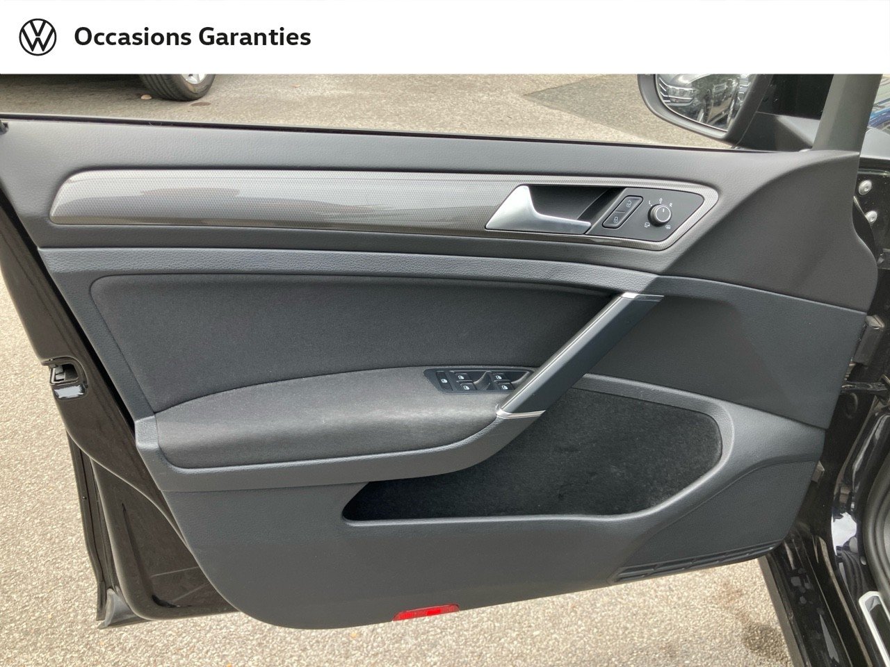 Voitures occasions VOLKSWAGEN GOLF IQ.Drive Villeneuve-d'Ascq