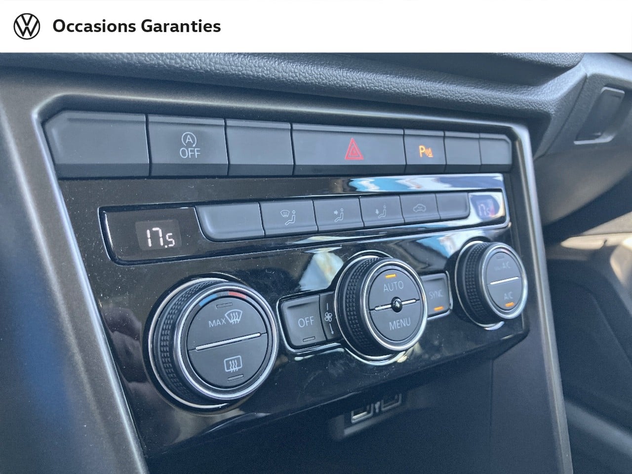 Voitures occasions VOLKSWAGEN T-ROC Lounge Villeneuve-d'Ascq
