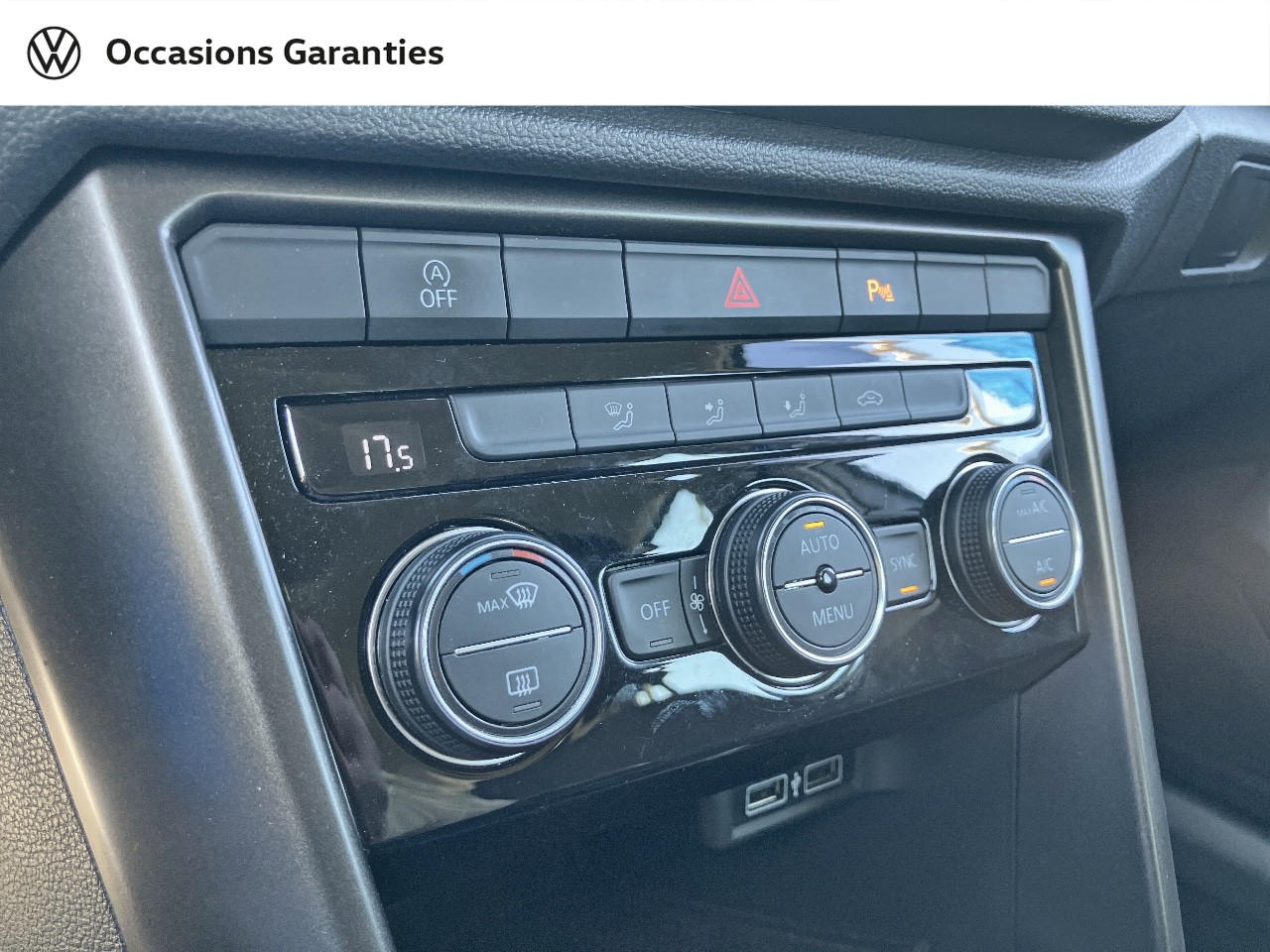 Voitures occasions VOLKSWAGEN T-ROC Lounge Villeneuve-d'Ascq