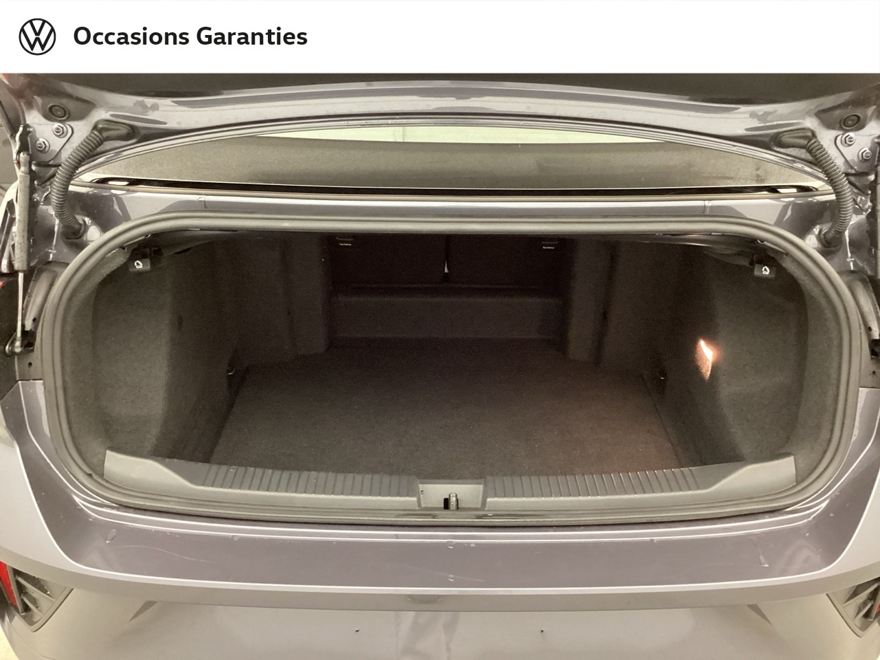 Voitures occasions VOLKSWAGEN T-Roc Cabriolet R-Line Mougins