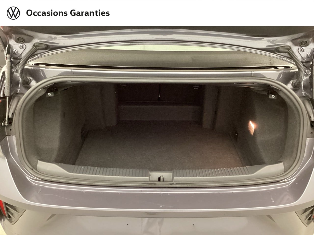 Voitures occasions VOLKSWAGEN T-Roc Cabriolet R-Line Mougins