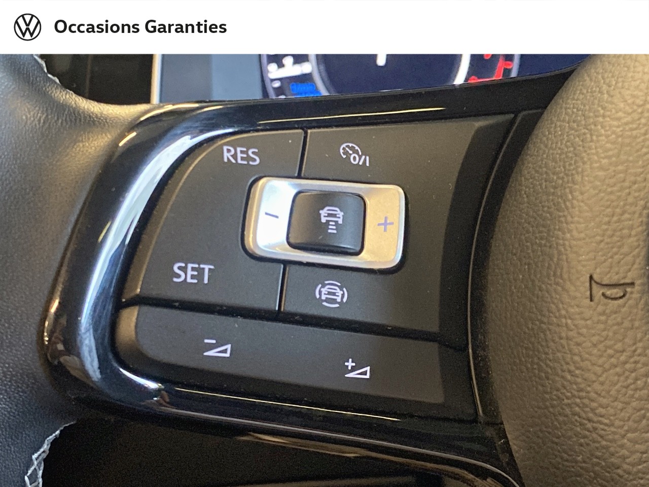 Voitures occasions VOLKSWAGEN GOLF R Villemomble