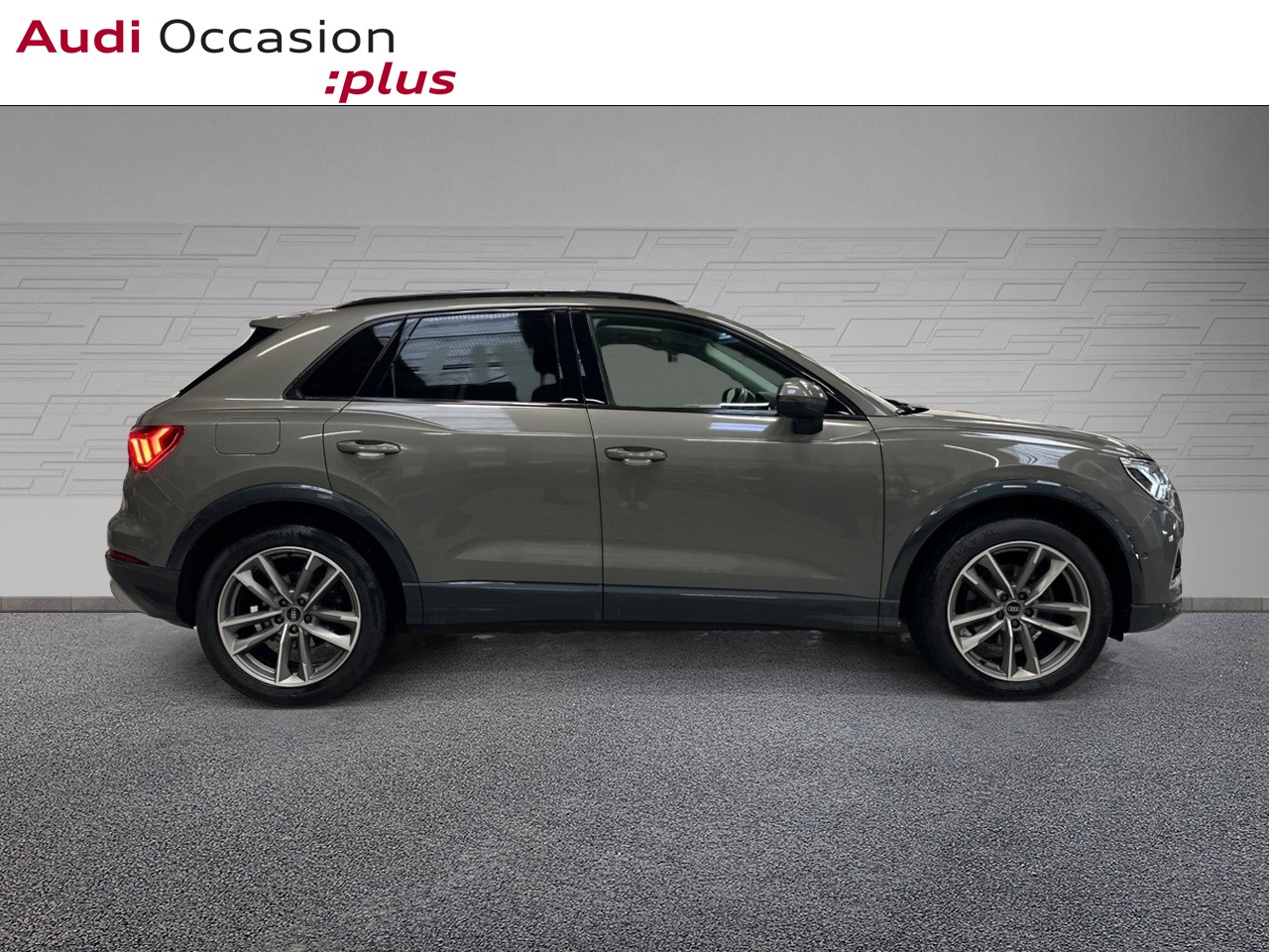 Voitures occasions Audi Q3 Design Luxe Montigny-le-Bretonneux