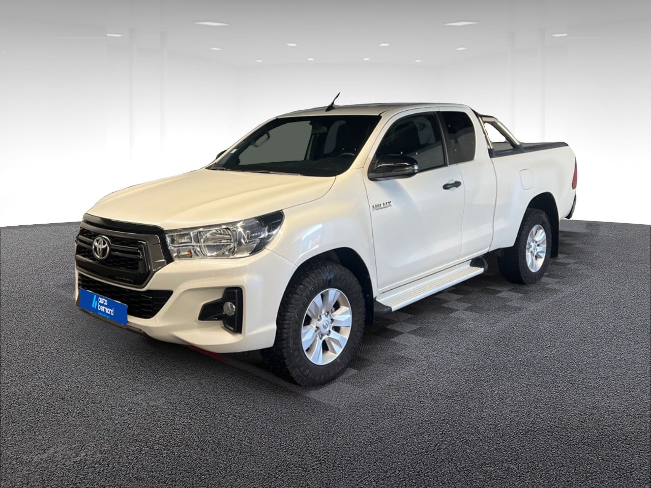 2.4 D-4D 150ch X-Tra Cabine Invincible 4WD MY20