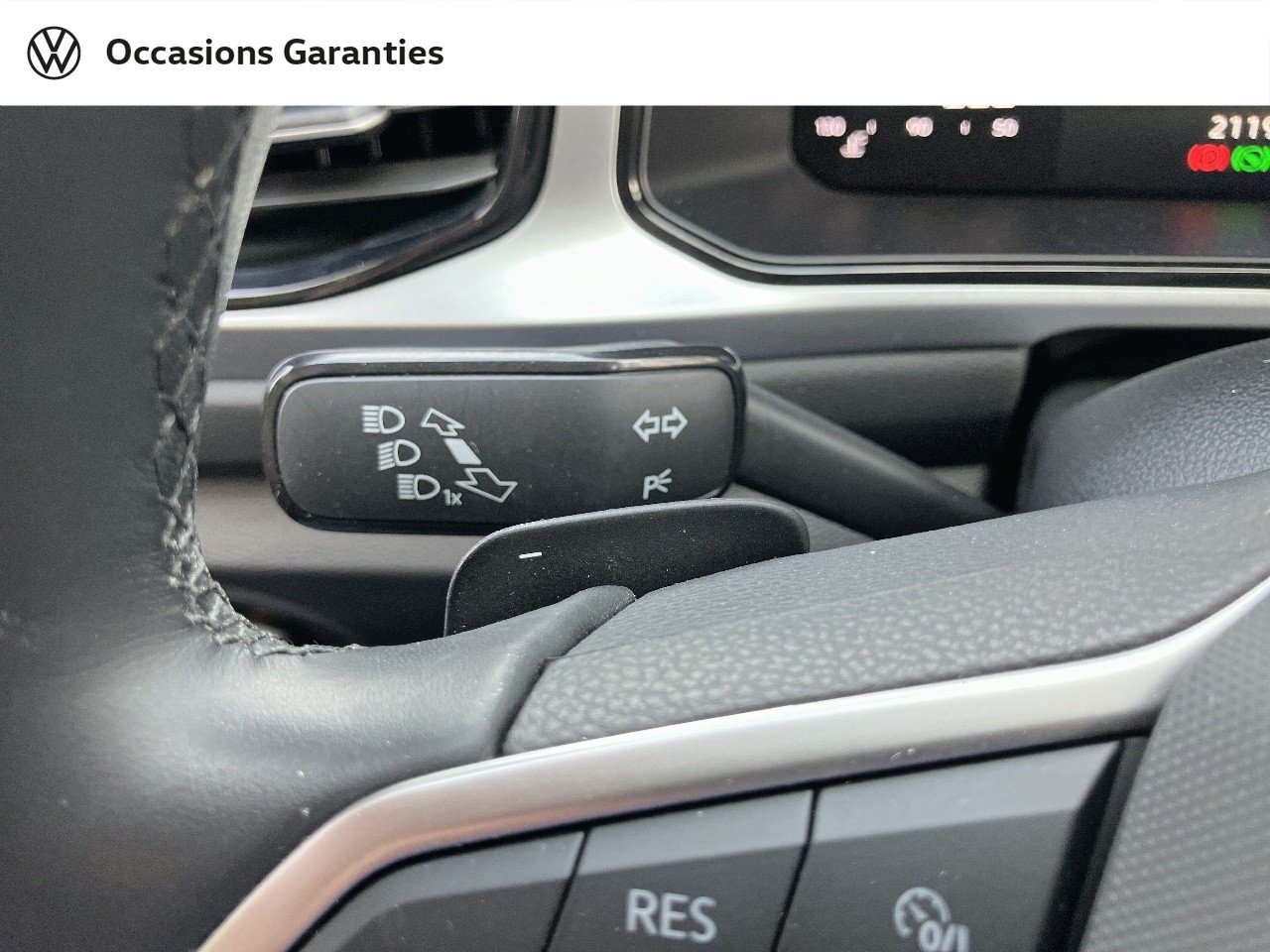 Voitures occasions VOLKSWAGEN T-ROC Life Villeneuve-d'Ascq