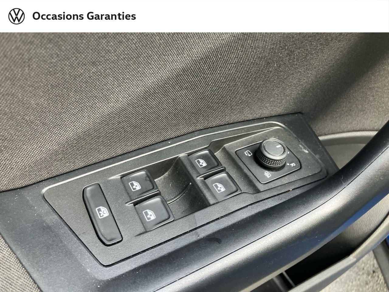 Voitures occasions VOLKSWAGEN T-ROC Life Villeneuve-d'Ascq