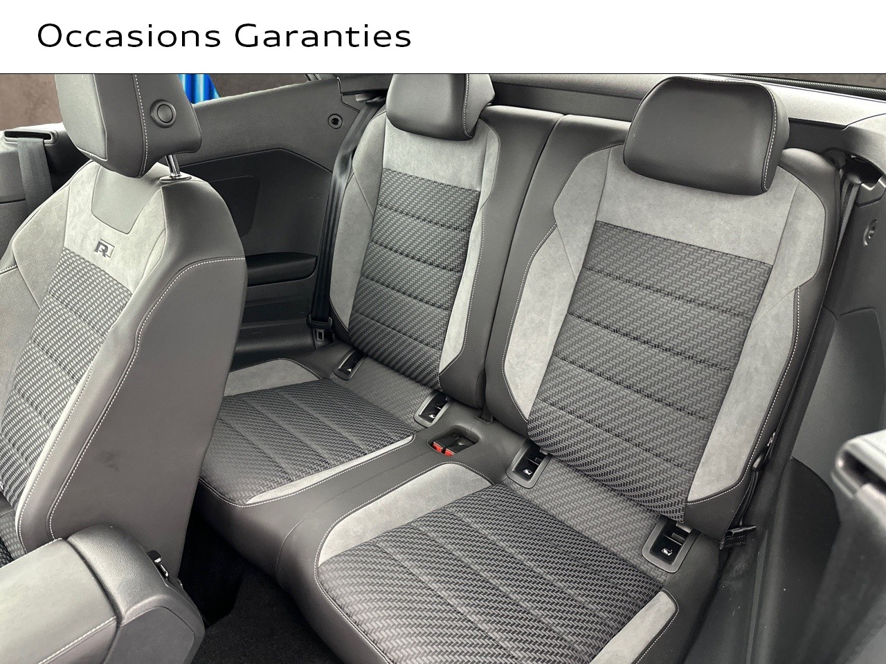 Voitures occasions VOLKSWAGEN T-Roc Cabriolet R-Line Saint-Thibault-des-Vignes