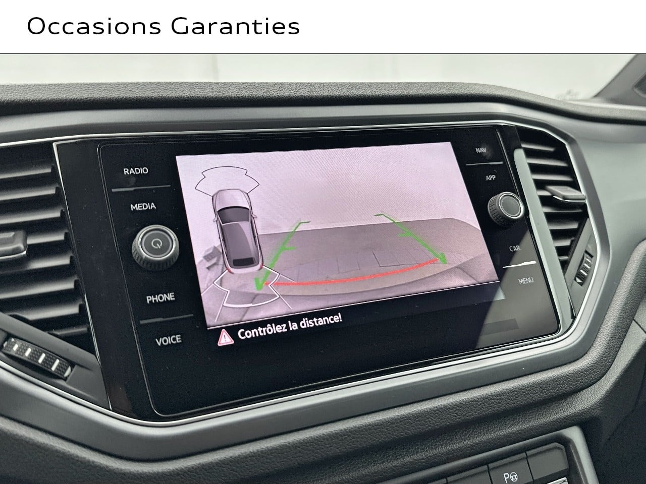 Voitures occasions VOLKSWAGEN T-Roc Cabriolet R-Line Saint-Thibault-des-Vignes