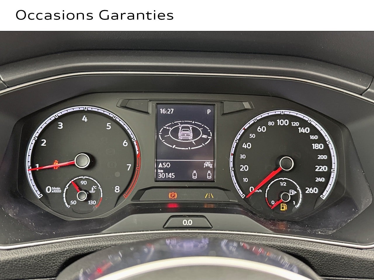 Voitures occasions VOLKSWAGEN T-Roc Cabriolet R-Line Saint-Thibault-des-Vignes