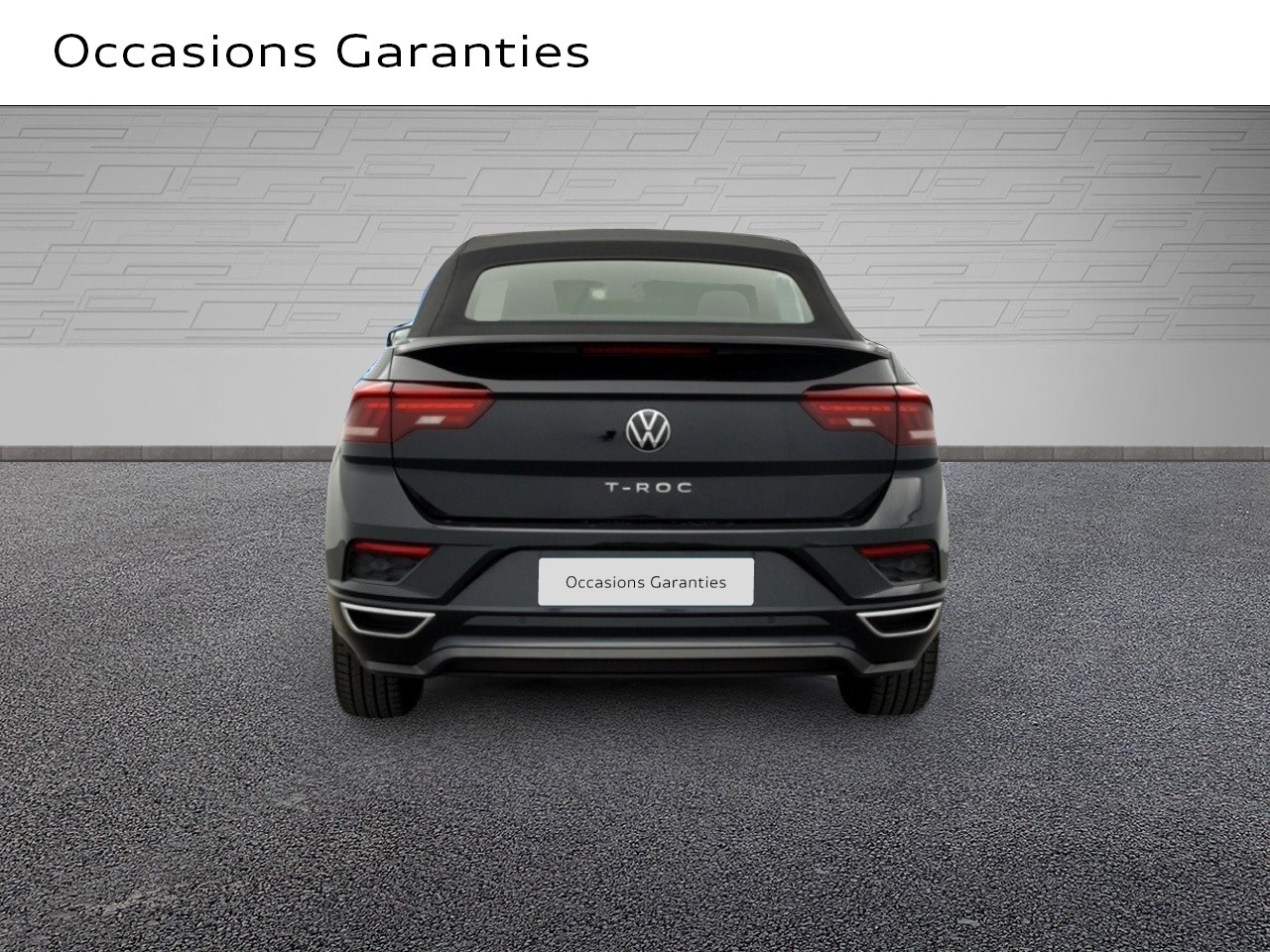 Voitures occasions VOLKSWAGEN T-Roc Cabriolet R-Line Saint-Thibault-des-Vignes