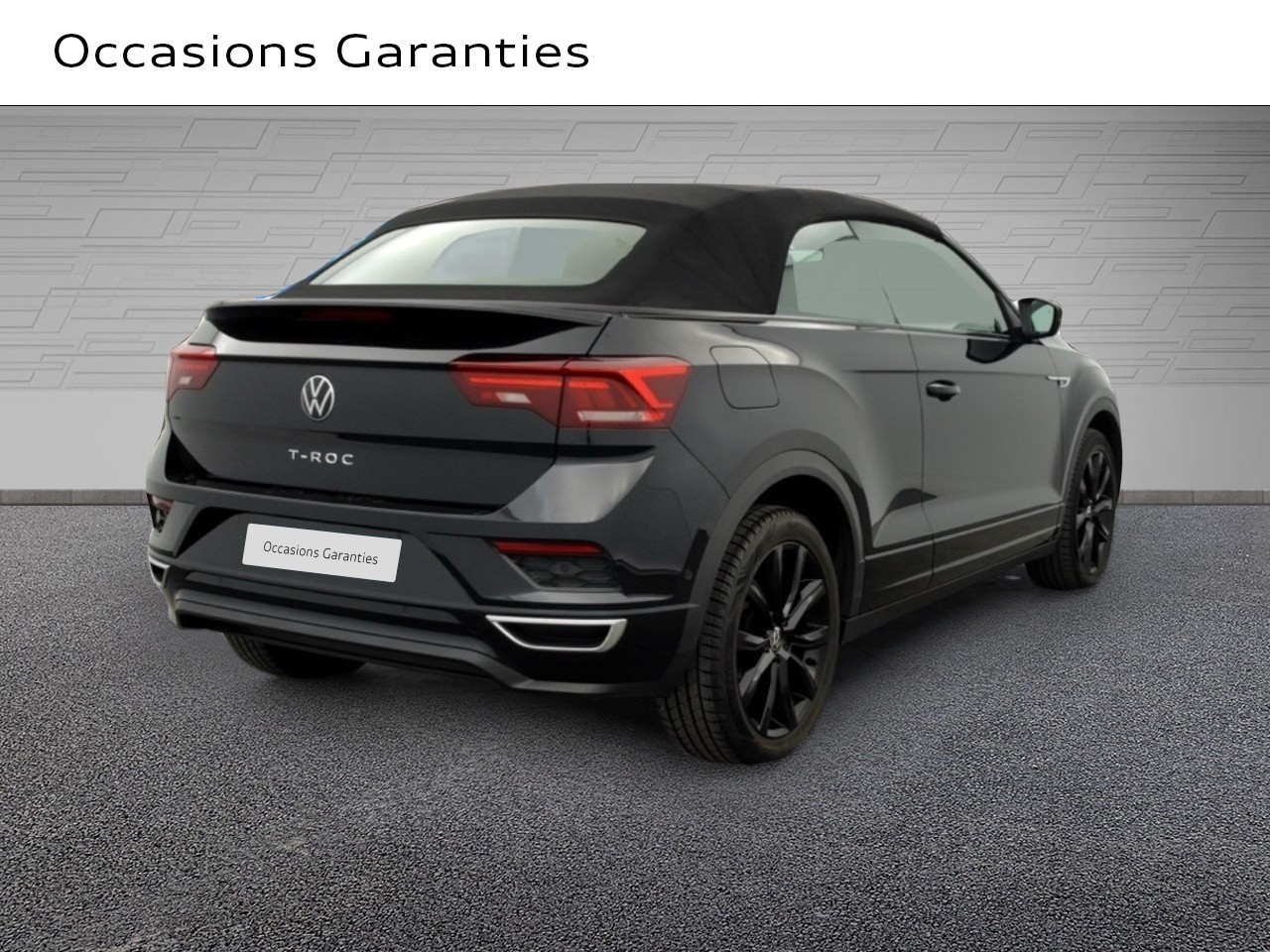 Voitures occasions VOLKSWAGEN T-Roc Cabriolet R-Line Saint-Thibault-des-Vignes