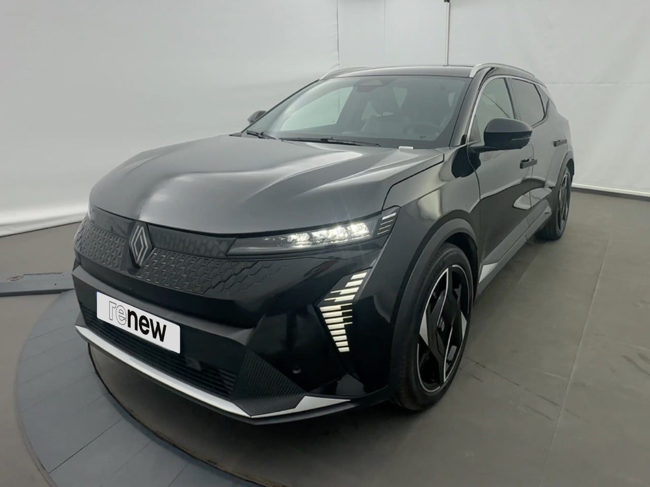 E-Tech Electric 220ch Techno esprit Iconic grande autonomie -24
