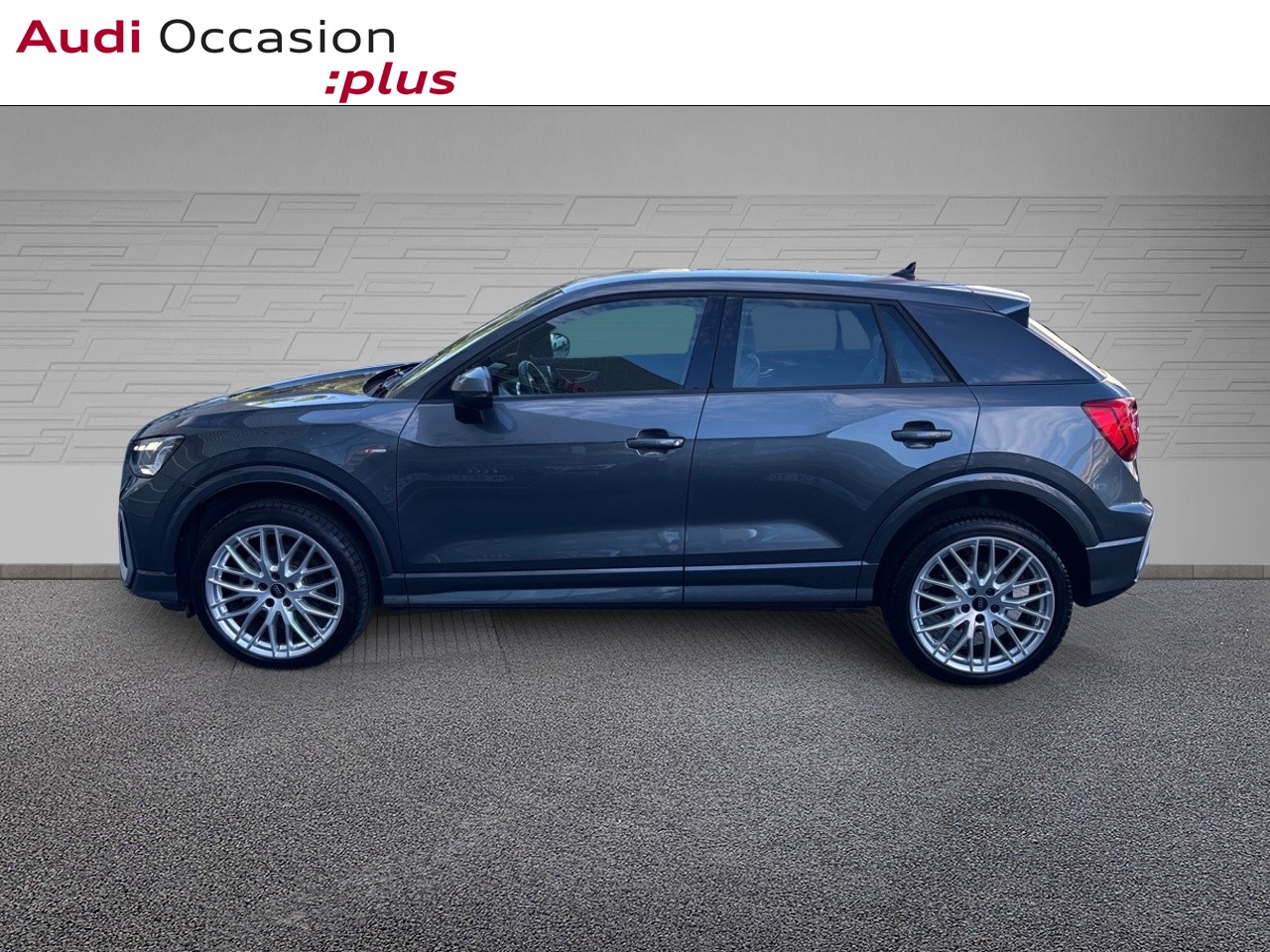 Voitures occasions Audi Q2 S line Mougins