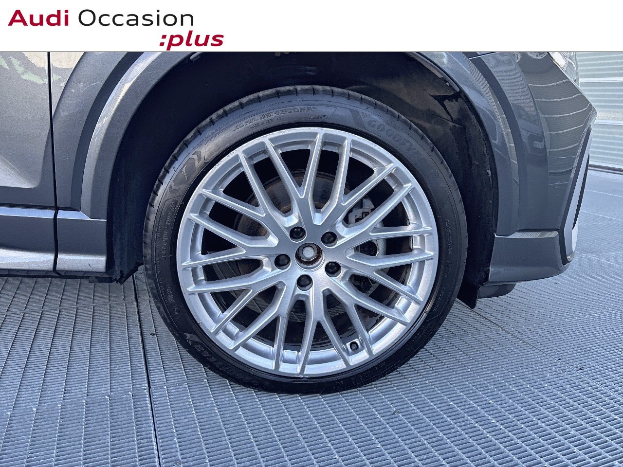 Voitures occasions Audi Q2 S line Mougins