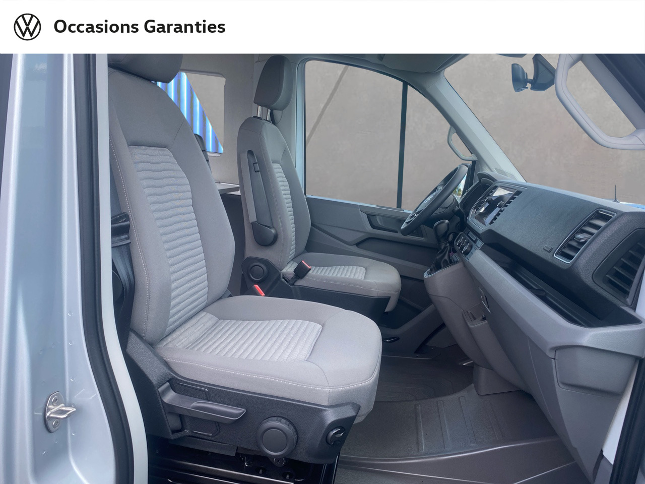 Voitures occasions VOLKSWAGEN Grand California Base Rivery