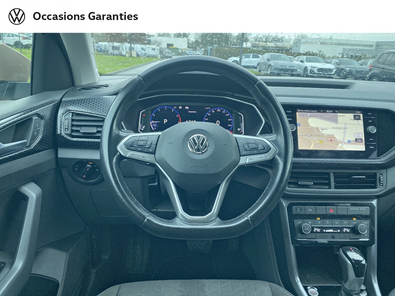 Voitures occasions VOLKSWAGEN T-CROSS Carat Rezé
