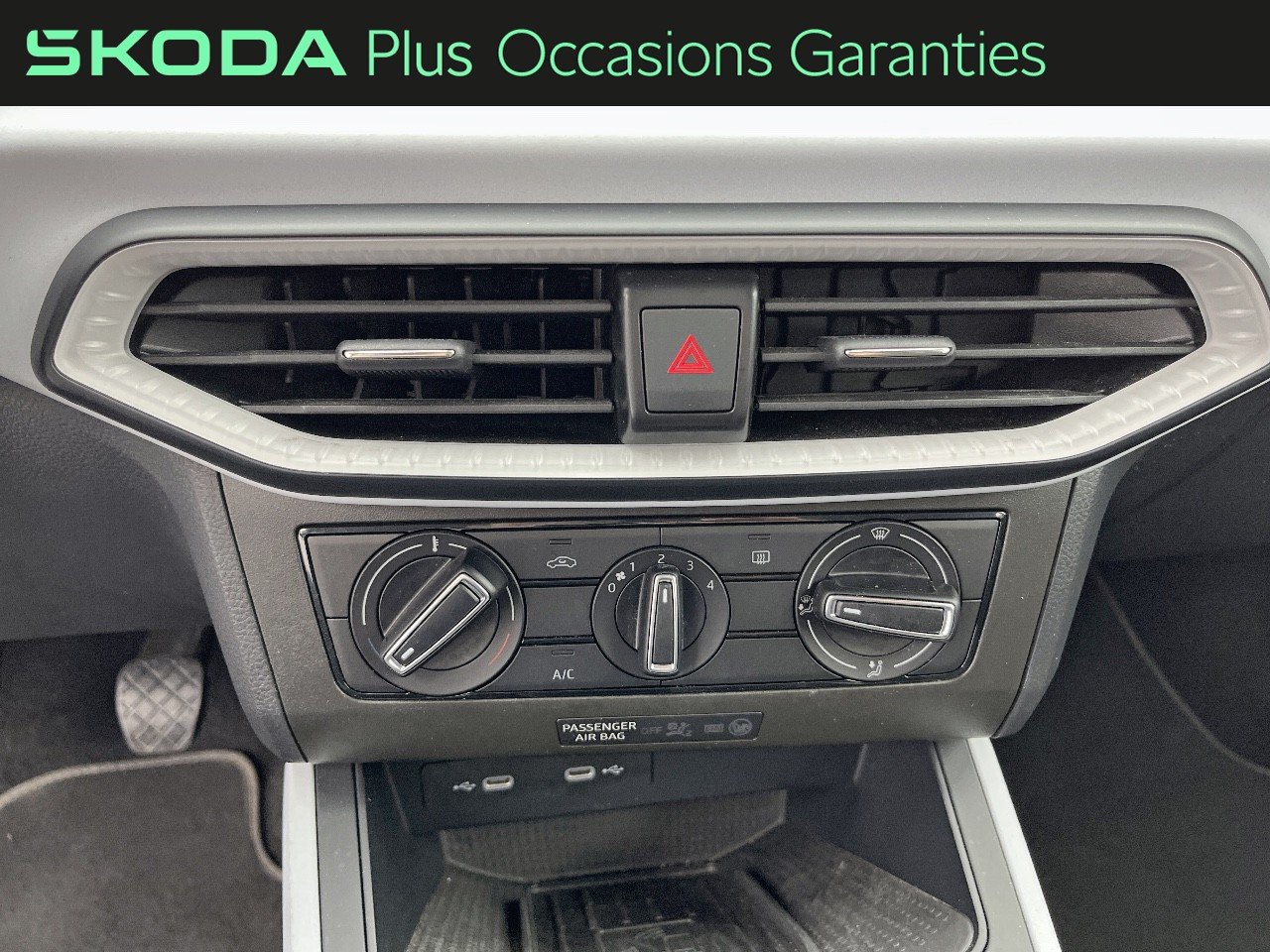 Voitures occasions SEAT ARONA Urban Orvault