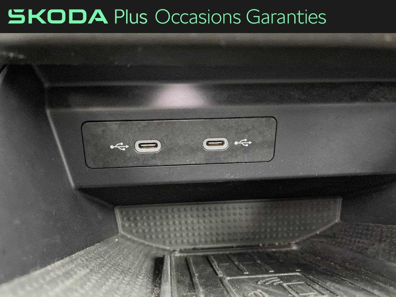 Voitures occasions SEAT ARONA Urban Orvault