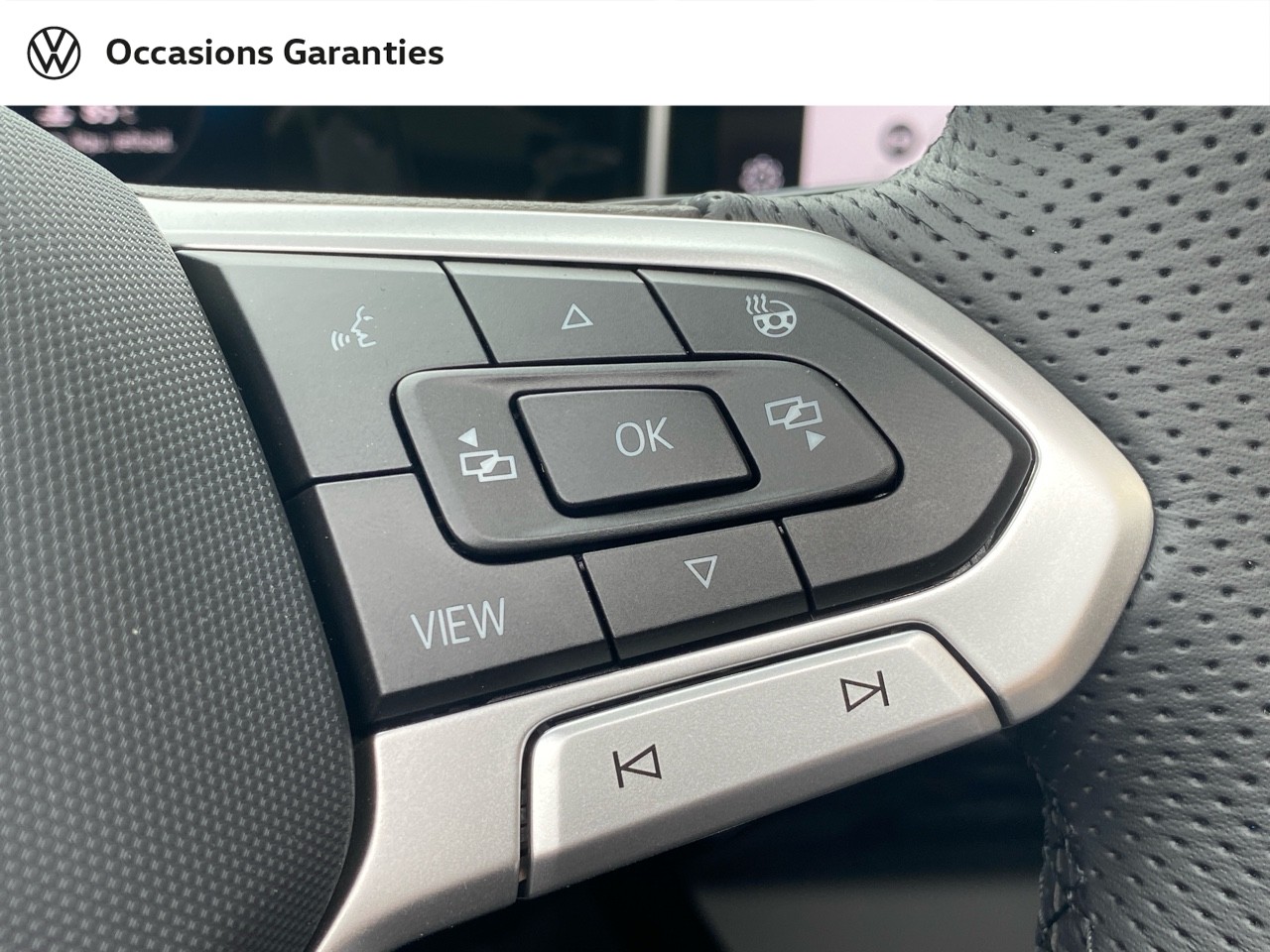 Voitures occasions VOLKSWAGEN GOLF R-Line Villemomble