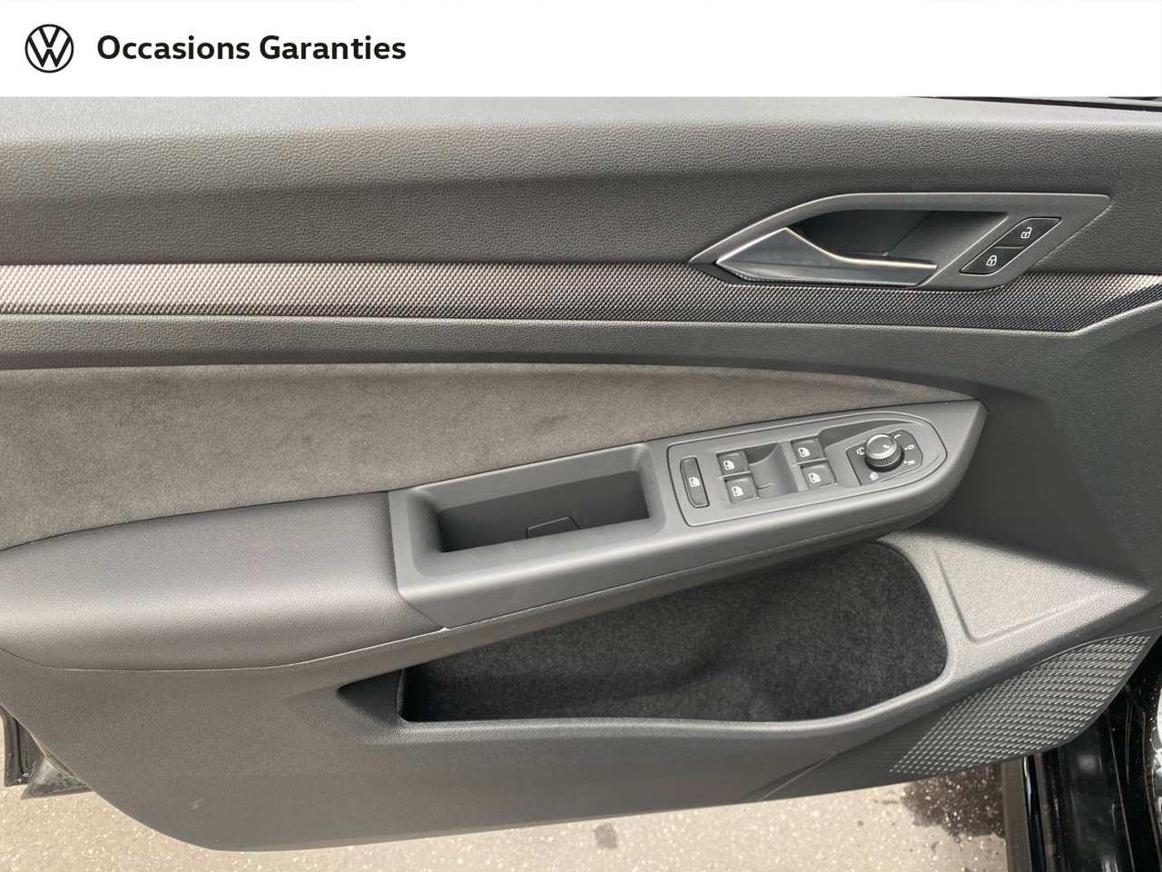 Voitures occasions VOLKSWAGEN GOLF R-Line Villemomble