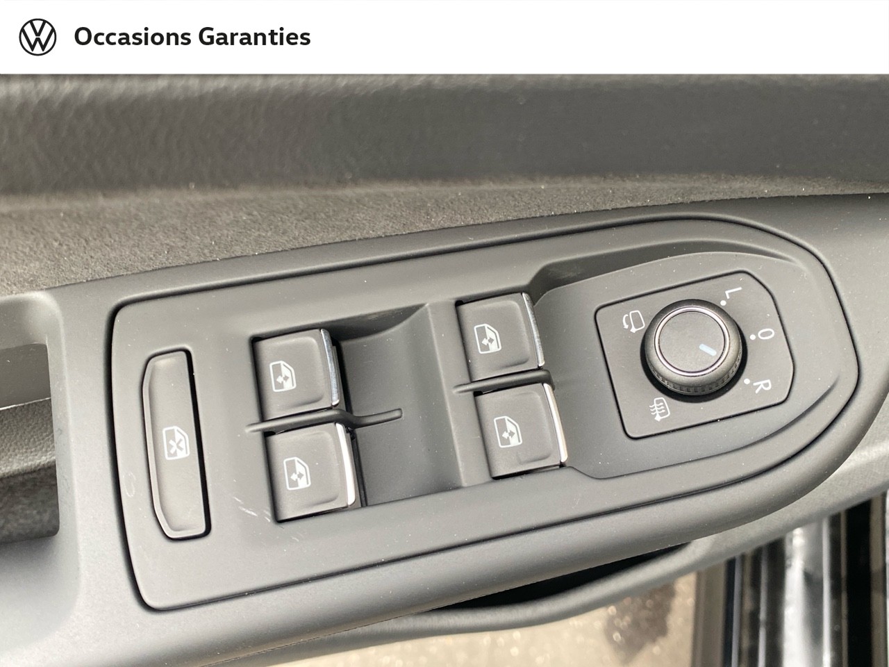 Voitures occasions VOLKSWAGEN GOLF R-Line Villemomble