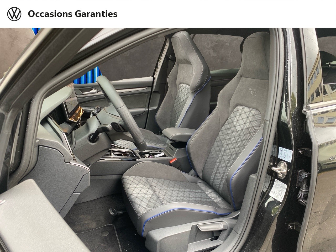 Voitures occasions VOLKSWAGEN GOLF R-Line Villemomble