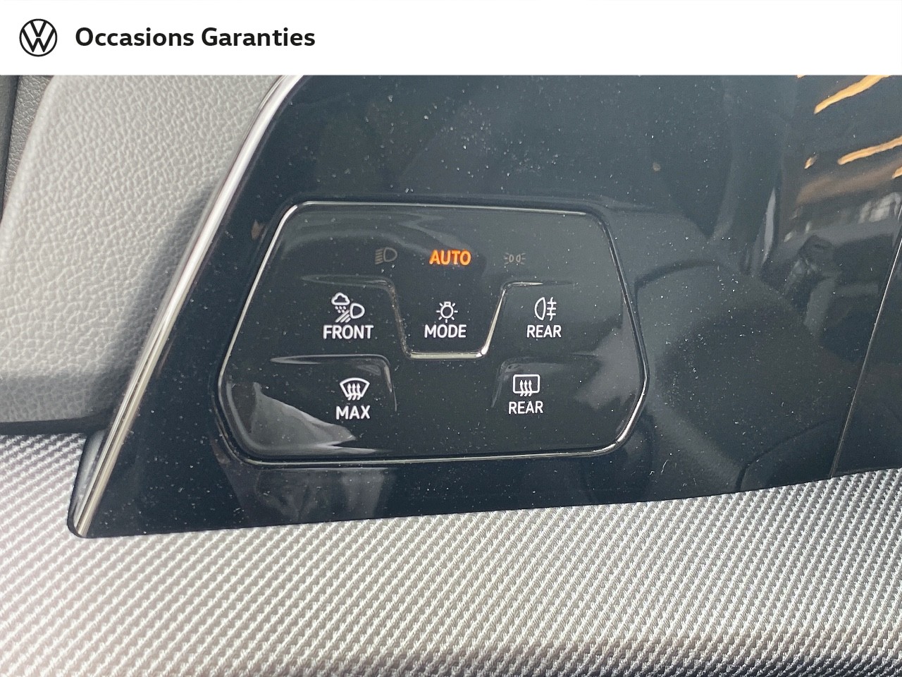 Voitures occasions VOLKSWAGEN GOLF R-Line Villemomble