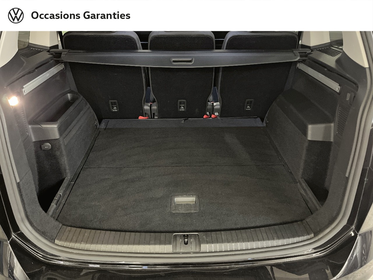 Voitures occasions VOLKSWAGEN TOURAN Life Business Paris