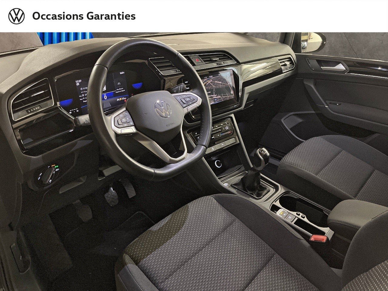 Voitures occasions VOLKSWAGEN TOURAN Life Business Paris