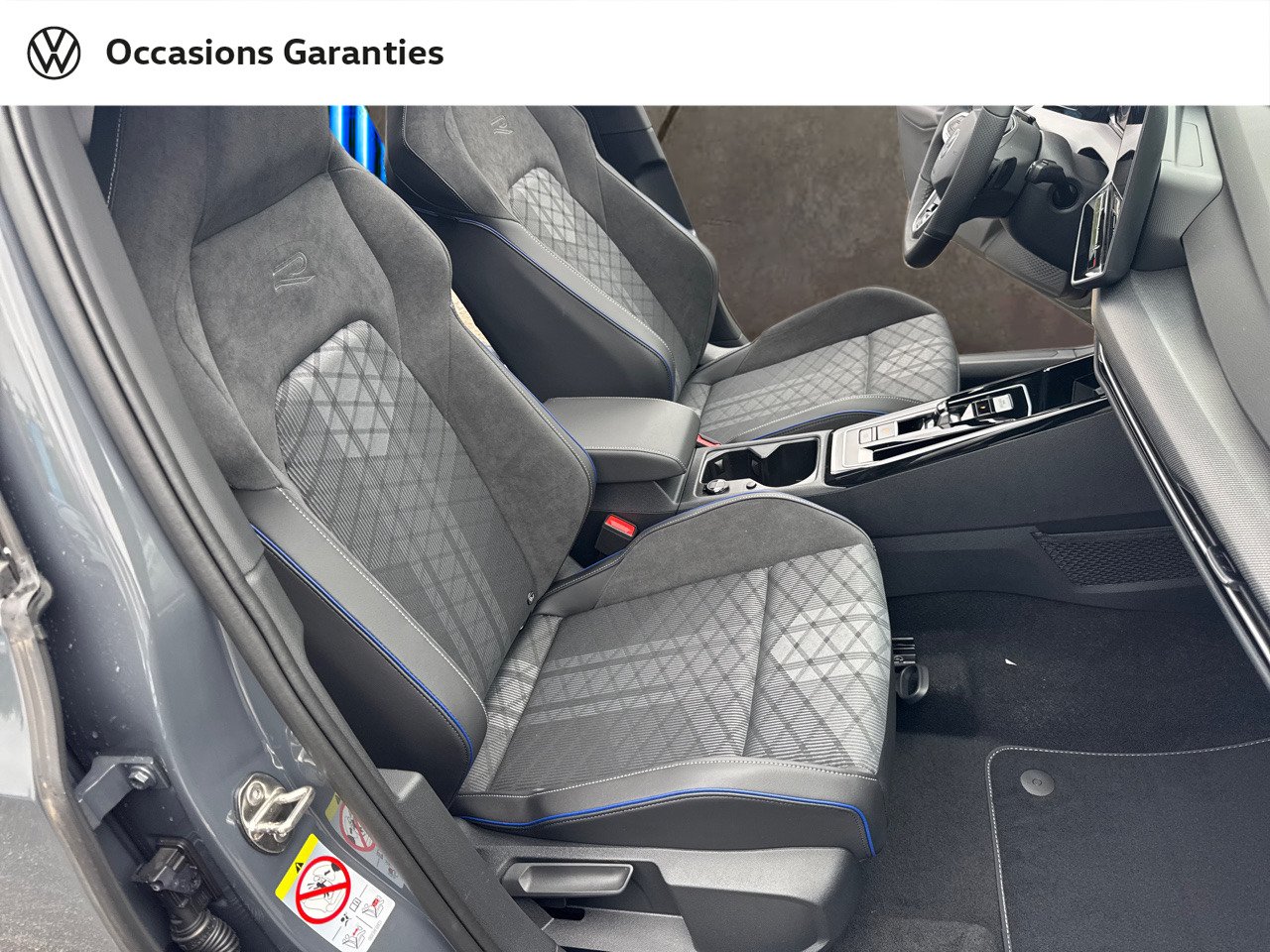 Voitures occasions VOLKSWAGEN GOLF R-Line Thionville