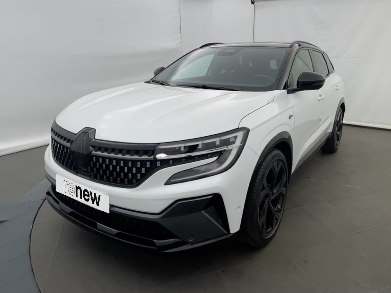 1.2 E-Tech full hybrid 200ch Iconic