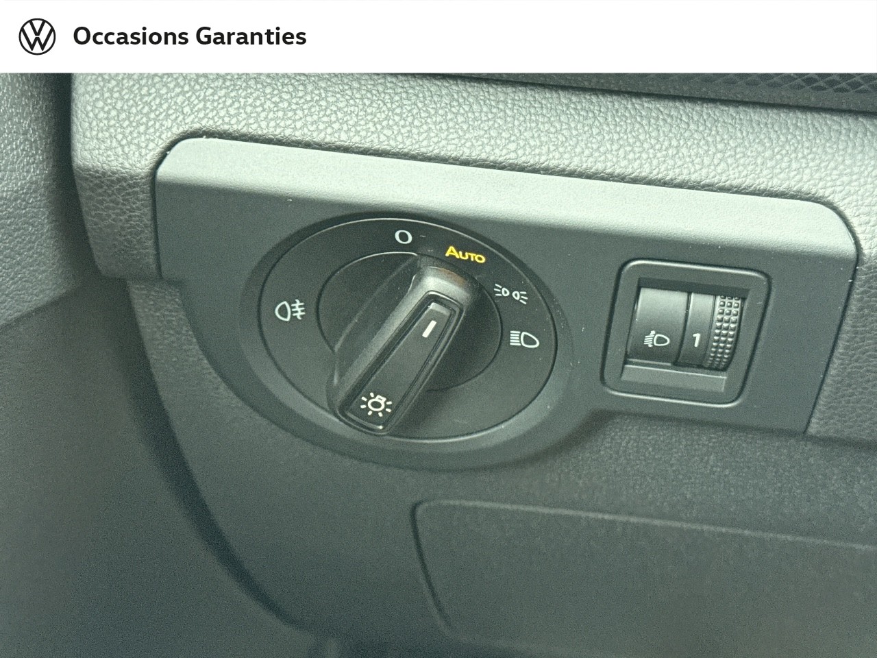 Voitures occasions VOLKSWAGEN T-CROSS Life Lens