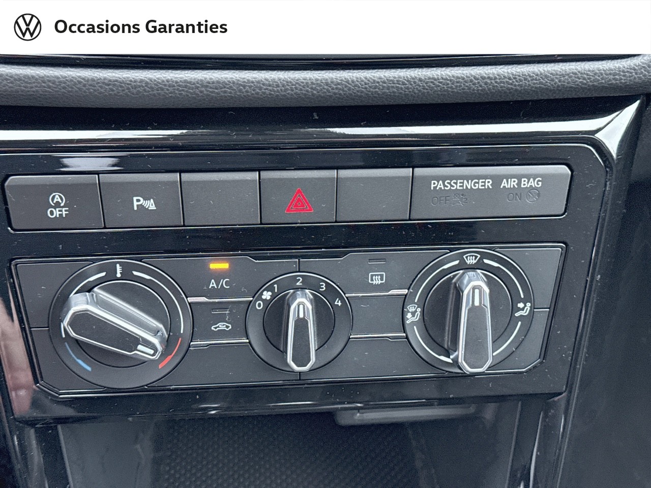 Voitures occasions VOLKSWAGEN T-CROSS Life Lens