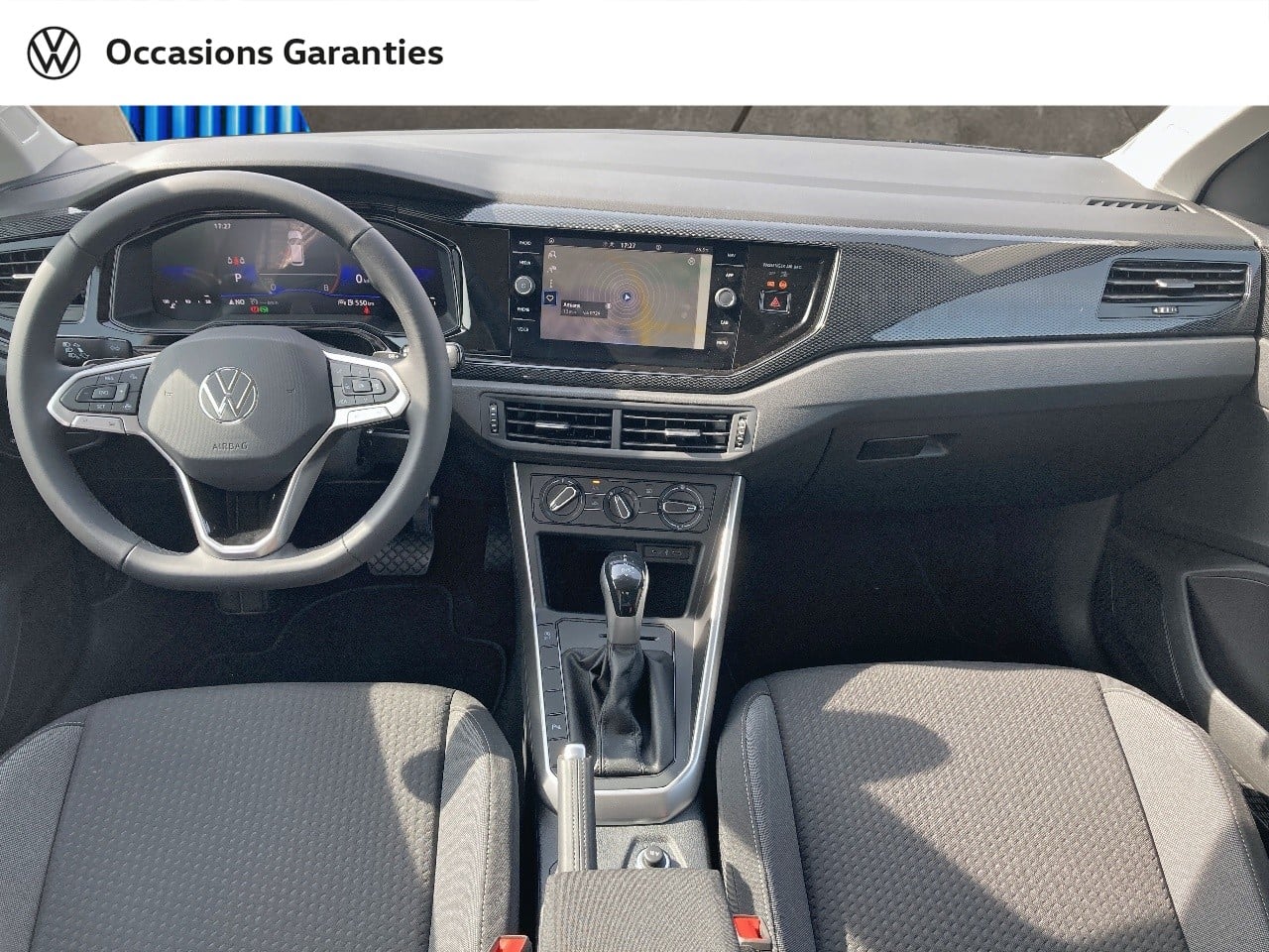 Voitures occasions VOLKSWAGEN POLO Life Plus Rivery