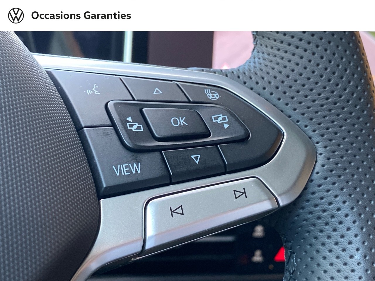 Voitures occasions VOLKSWAGEN GOLF R-Line Villemomble