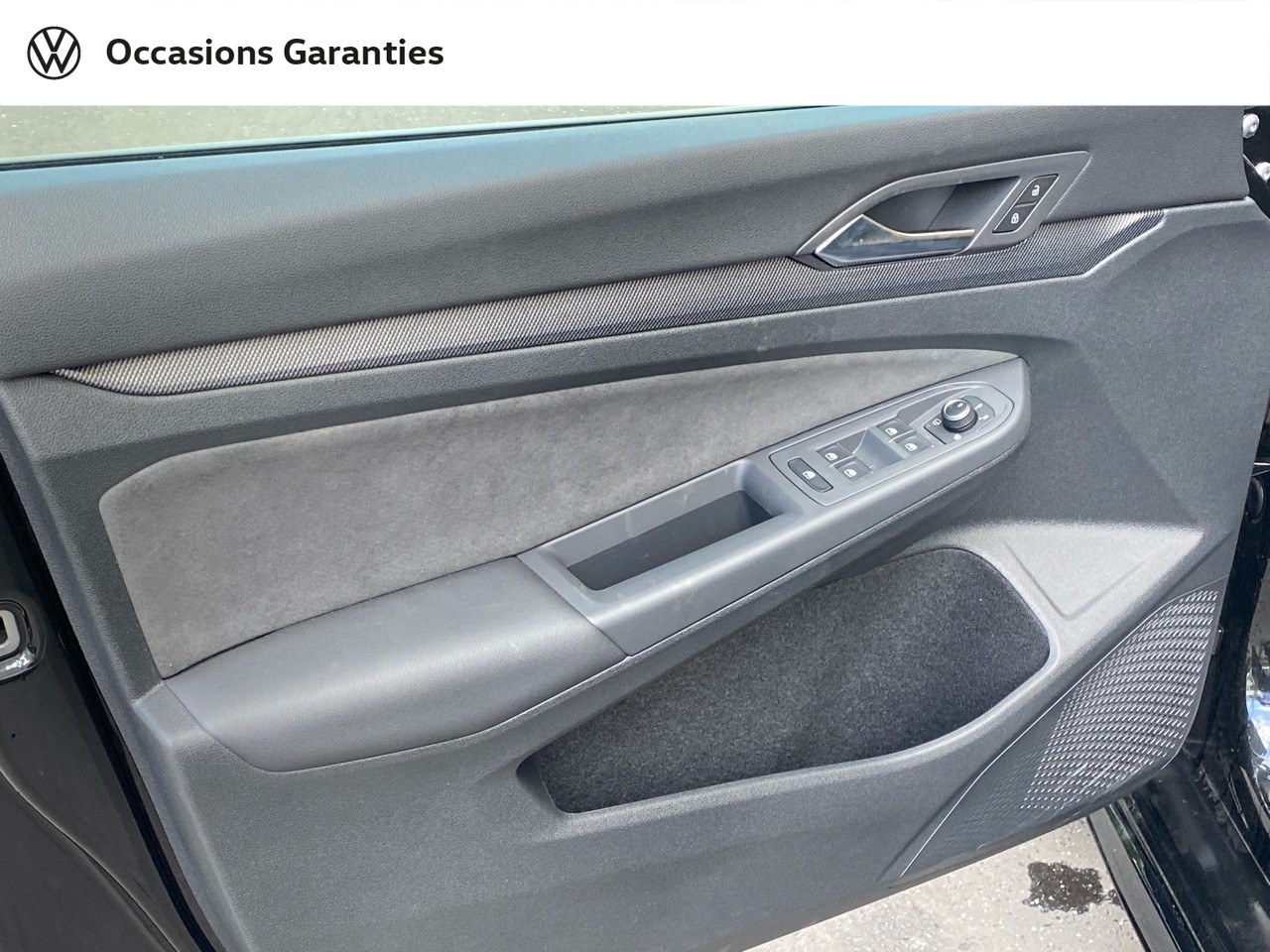 Voitures occasions VOLKSWAGEN GOLF R-Line Villemomble