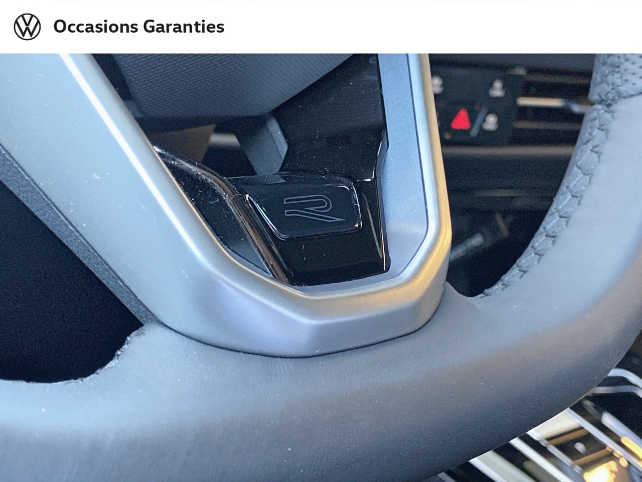 Voitures occasions VOLKSWAGEN GOLF R-Line Villemomble