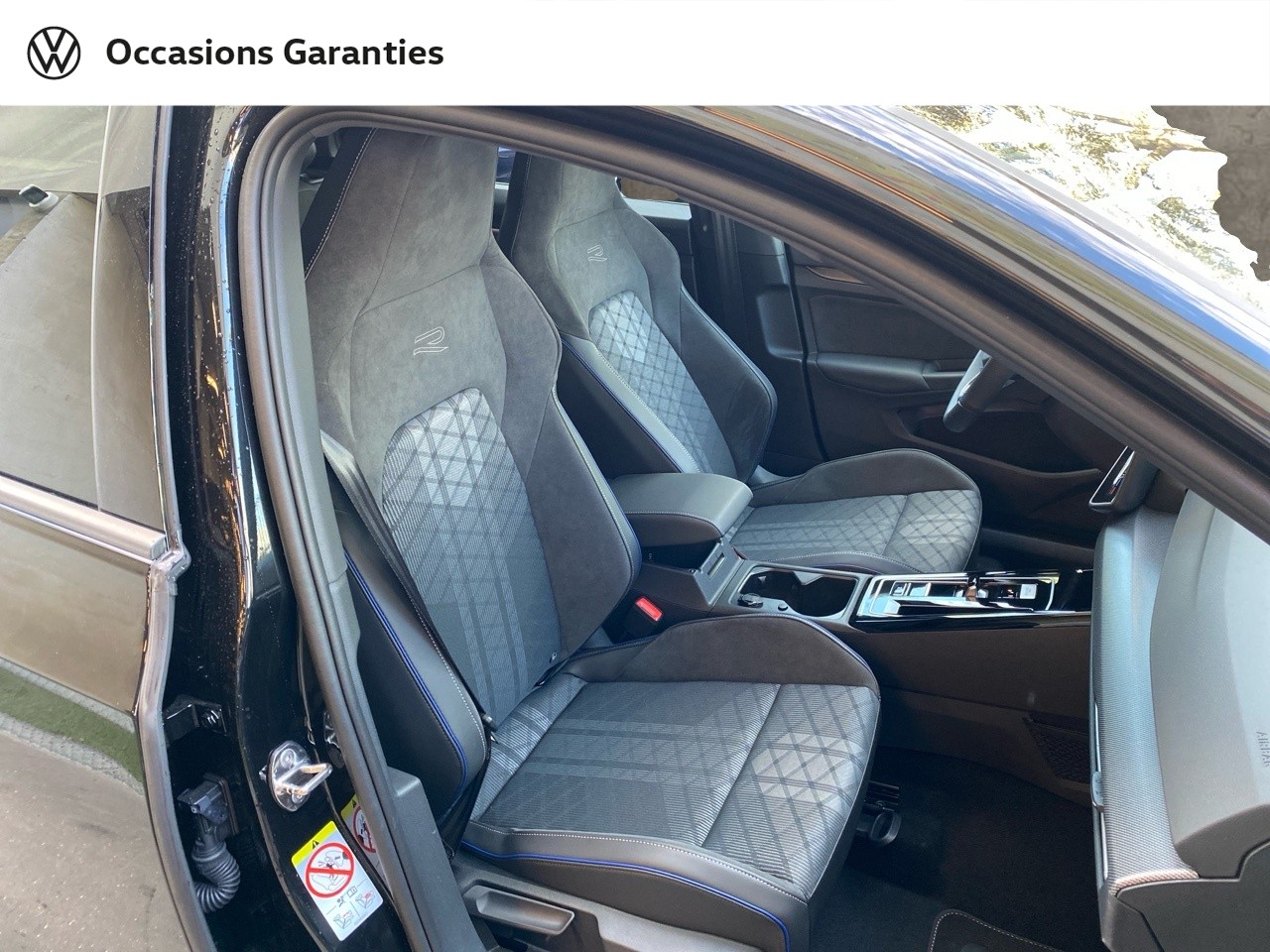 Voitures occasions VOLKSWAGEN GOLF R-Line Villemomble